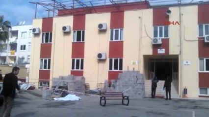 Belediye İnşaatında Düşen İşçi Öldü