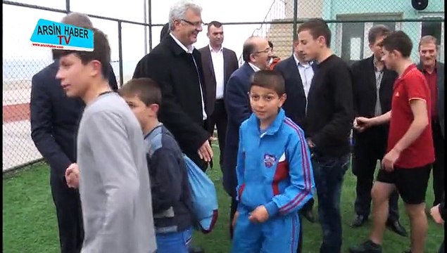 Trabzon Büyükşehir Belediye Başkanı Dr. Orhan Fevzi Gümrükçüoğlu Arsin Sahilini Gezdi İncelemelerde Bulundu