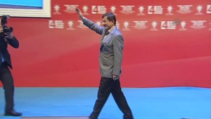 Başbakan Davutoğlu, İstanbul İl Kadın Kolları Kongresi'ne Katıldı