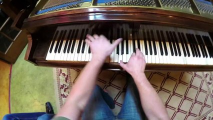 Download Video: Impro Piano de malade! Surdoué....