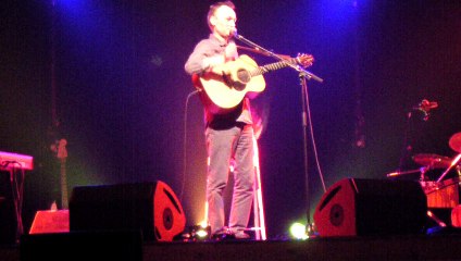 pomme et robbie    guitares de l espoir 2015