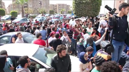 تواصل اعتصام طلاب الجامعة الألمانية في القاهرة