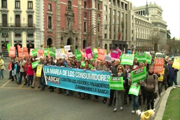 Los consumidores muestran su malestar en su día