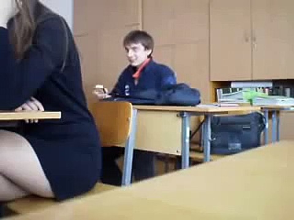 Liseli Çılgın Rus