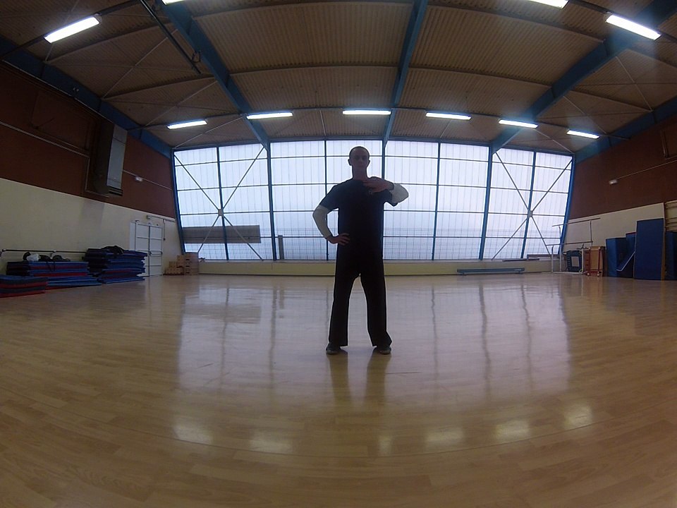 Enchainement Chansi Gong exercice 4 tourner les bras
