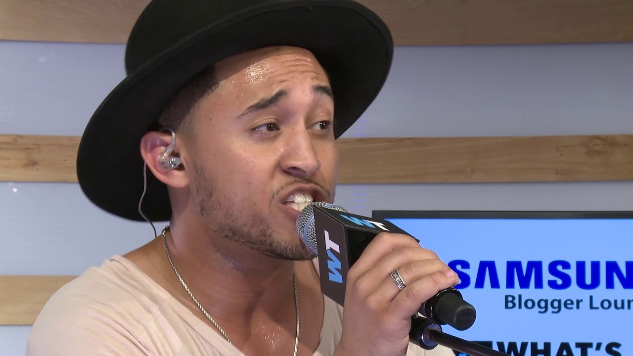 Tahj Mowry Gets SEXY With "Flirt" Performance | #SXSW 2015