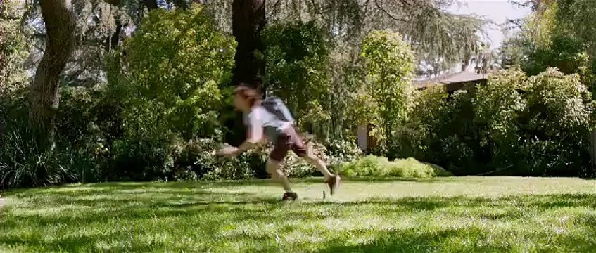 Alexander ve Felaket, Korkunç, Berbat, Çok Kötü Bir Gün Film Fragmanı İzle