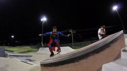 MICHAEL JACKSON SKATEBOARDING