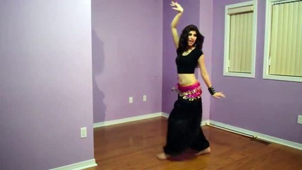 Chittiyan Kalaiyan Pakistani Girls Hot Dance