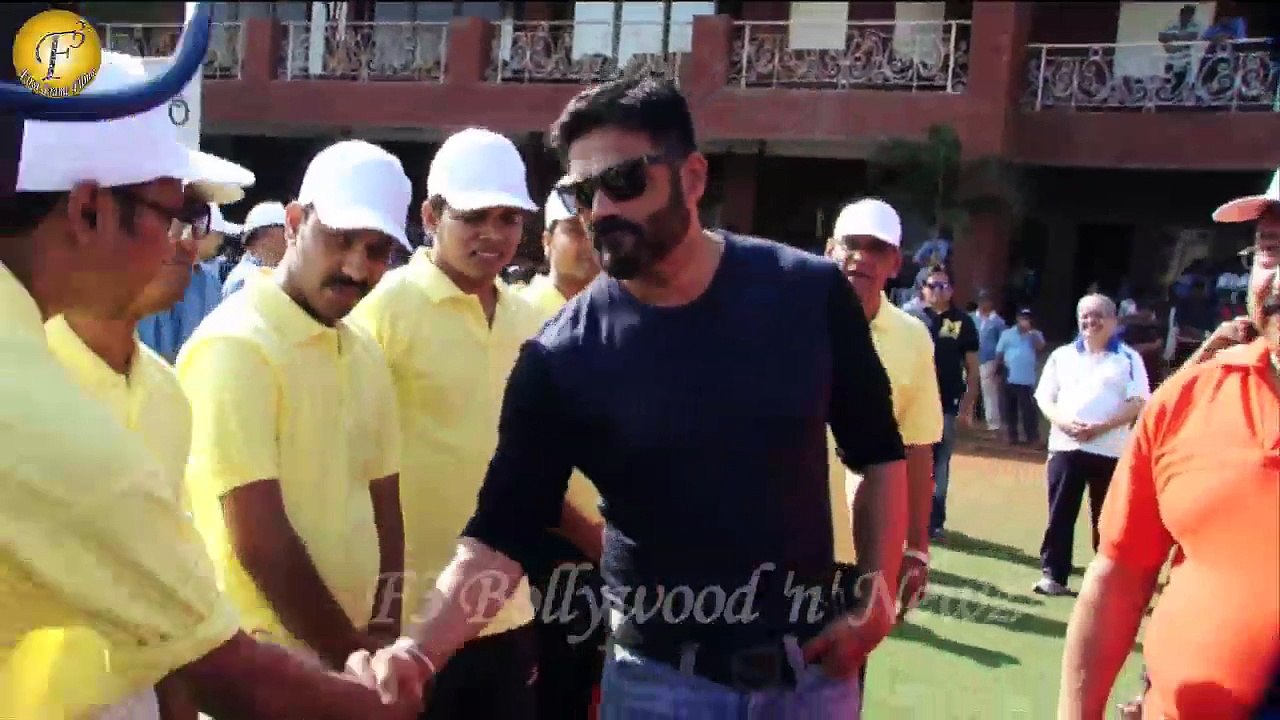SUNIL SHETTY SUPPORTS DENA BANK CRICKET