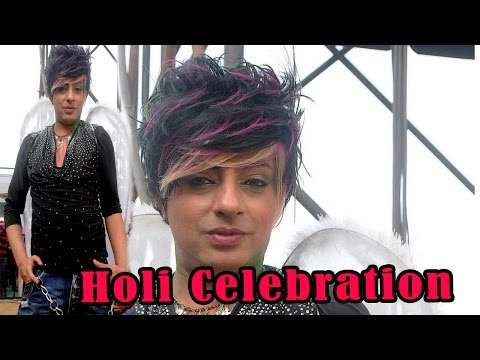Ramji Gulati's Holi DJ Party With Rohit Verma & Dolly Bindra