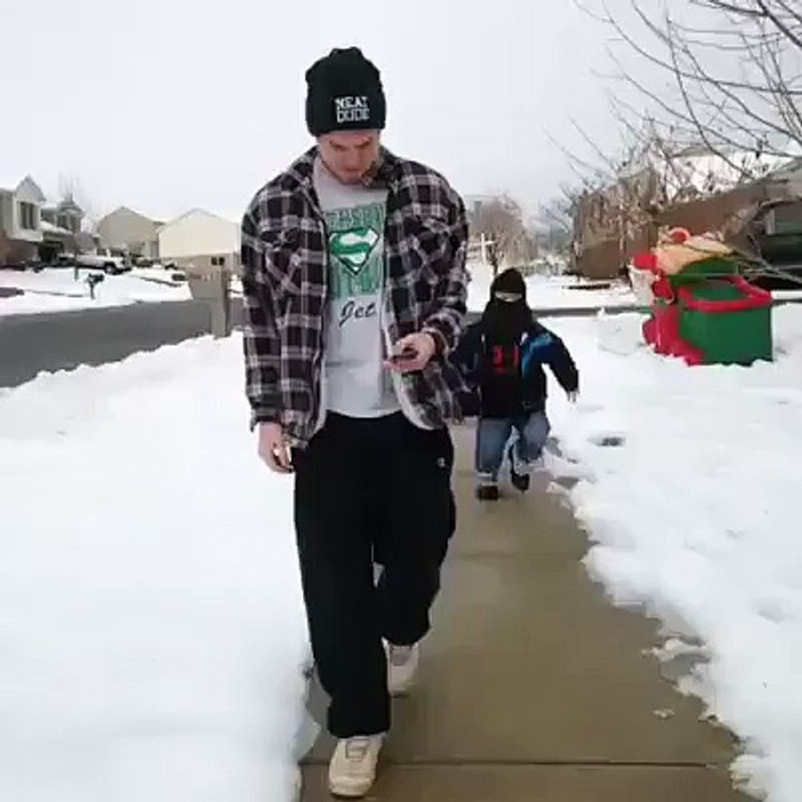 Small Boy Fail To Mobile Snatching