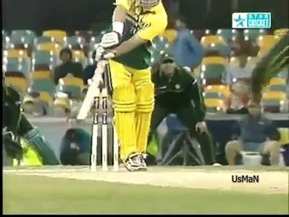 Akhtar 5-25 v Australia - Melbourne - 2002 - Super Challenge In Cricket