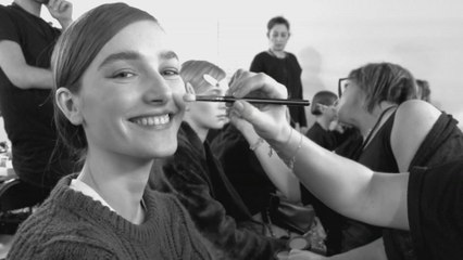 Paris Fashion Week - les coulisses avec Joséphine Le Tutour - épisode 01