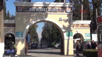 Ablasının Benzin Döküp Yaktığı Ayşe Son Yolculuğuna Duvağı ile Uğurlandı