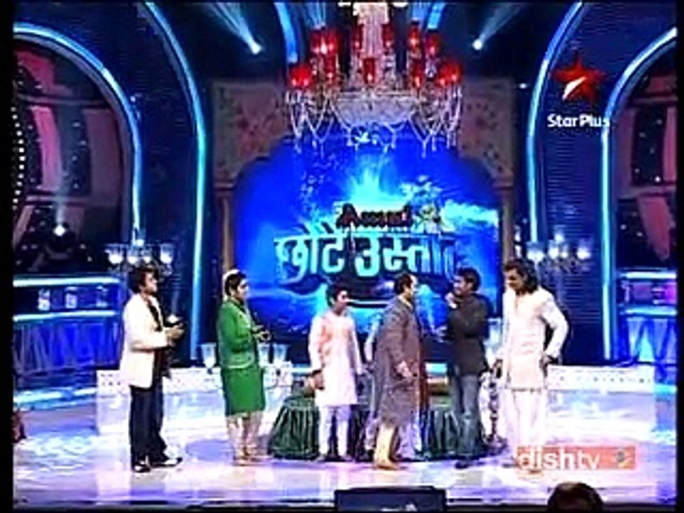 Rahat Fateh Ali Khan & Master Saleem jugalbandi-Amazing-Chhote Ustaad 2010 Star Plus