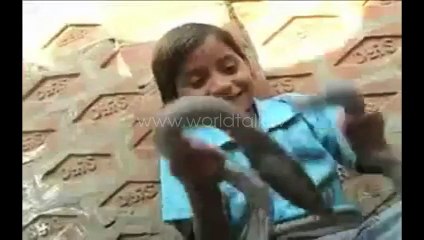 10 Years Old Girl - Queen of SNAKES