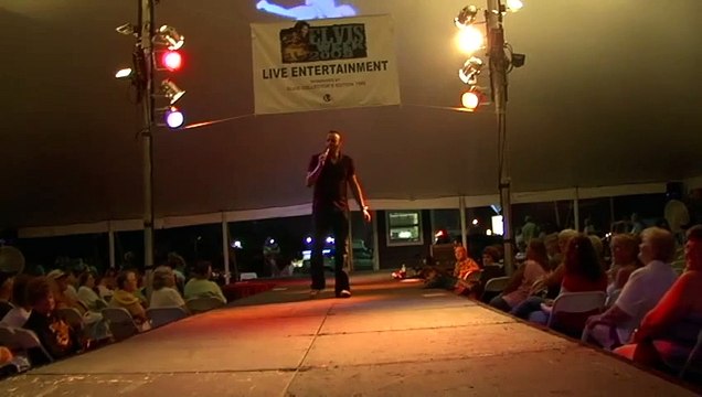 Mario Kombou sings NEW ORLEANS at Elvis Week 2008 Elvis Presley song (video)