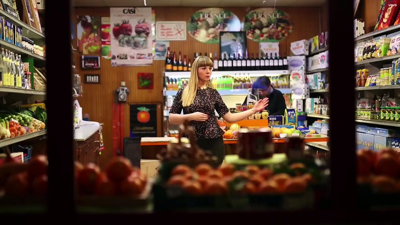 Clip de "Polka" de Luce