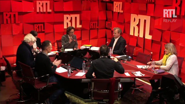 Stéphane Bern reçoit Jean-Charles de Castelbajac dans A la bonne heure partie 1 du 16 03 15