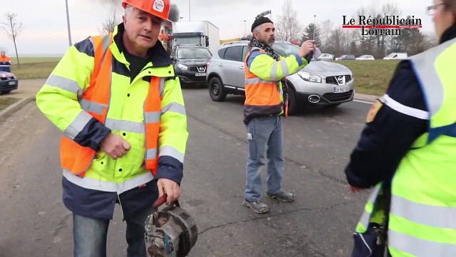Solgne Moulins et Metz : les salariés des travaux publics perturbent la circulation