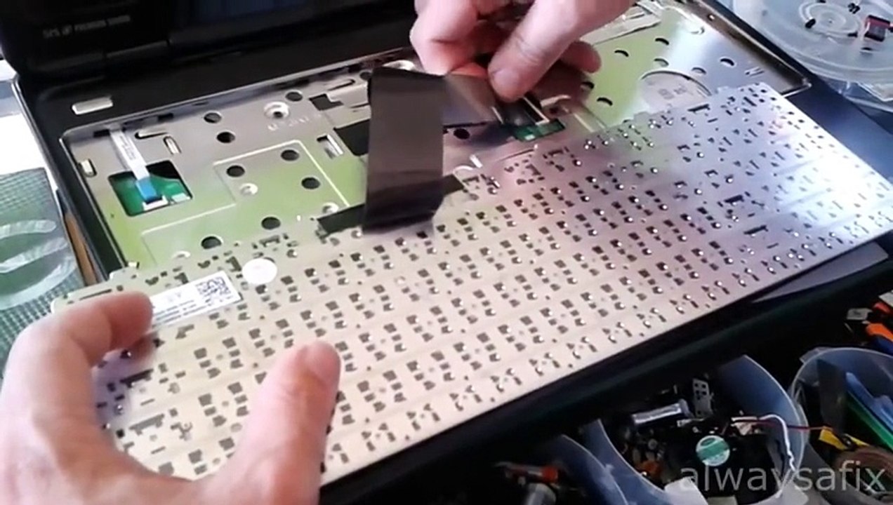 Dell Inspiron N5110 disassembly remove hard disk drive_(480p)