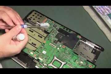 Laptop Repair 26   SpilledBeeronaDellInspiron1525 hd_(480p)