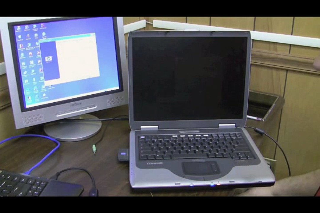 Laptop Repair 29   TestinganInverterandScreen CompaqLaptop MD_(480p)