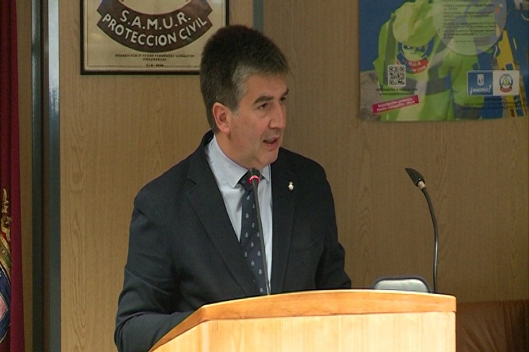 Cosidó pide que todos los policías de Madrid tengan conocimientos sanitarios