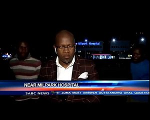 Un journaliste se fait racketter devant sa caméra avant un direct