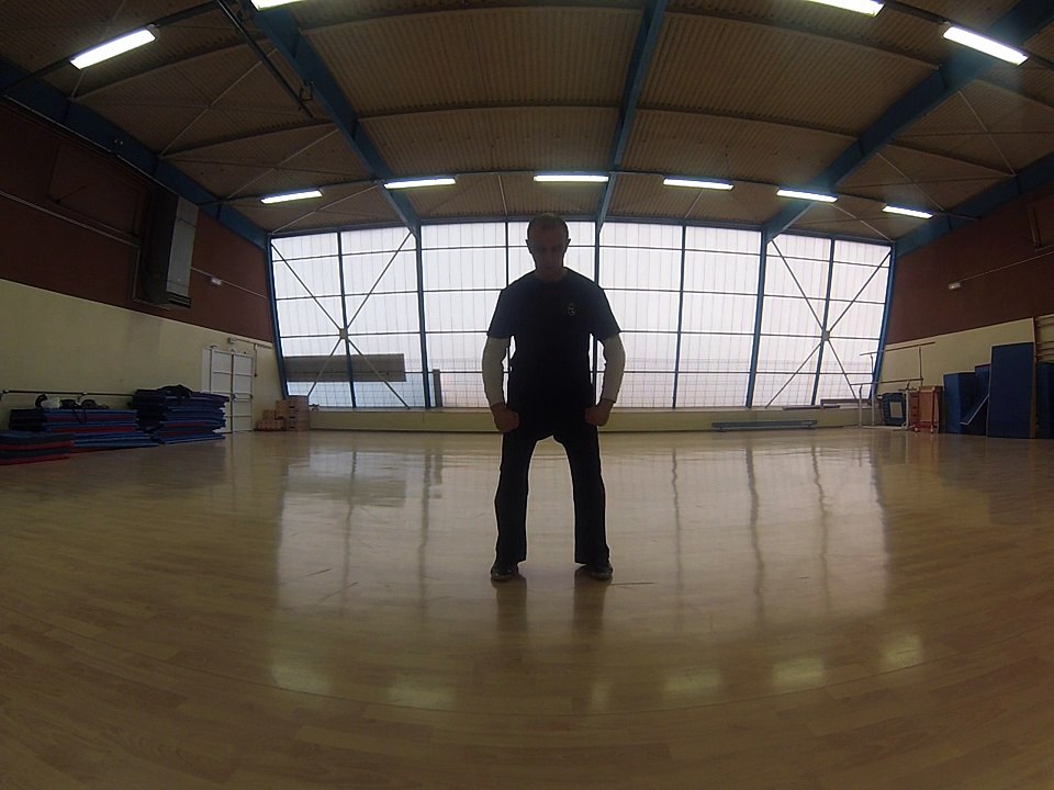 Enchainement Chansi Gong exercice 10 grand tour de taille