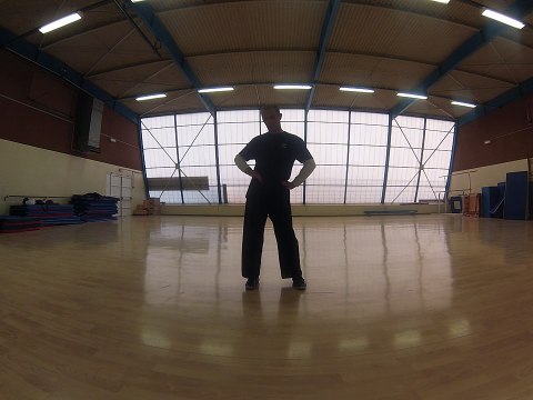 Enchainement Chansi Gong exercice 11 prendre les hanches et tourner la taille