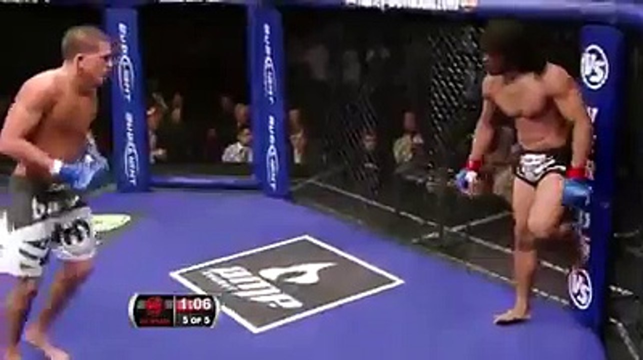 MMA Flying Kick Off Of The Cage WEC _ UFC