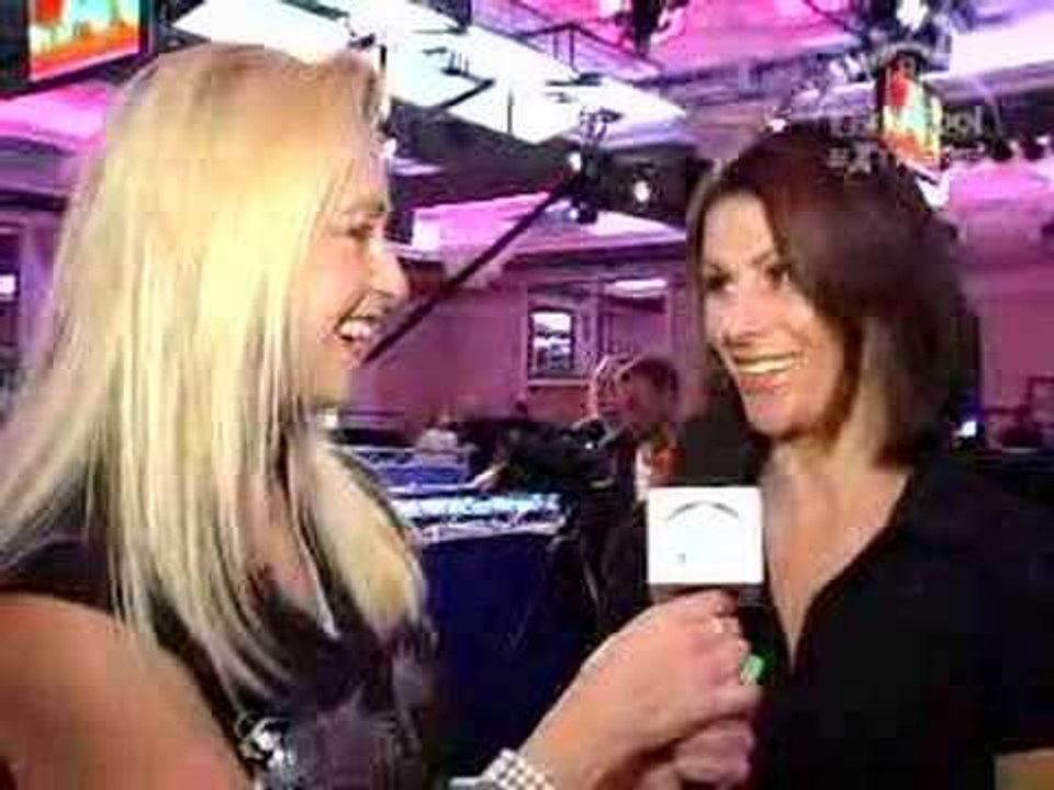 Michaela Tabb and Rachael Abbink