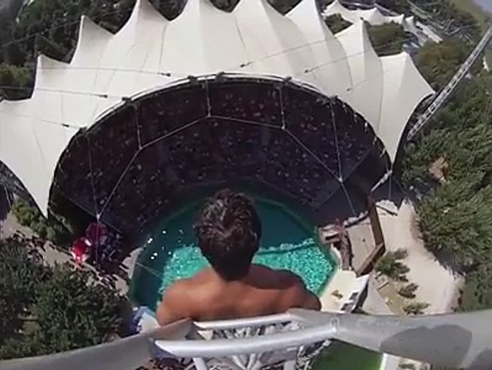 Awesome High Jump to Swiming Pool
