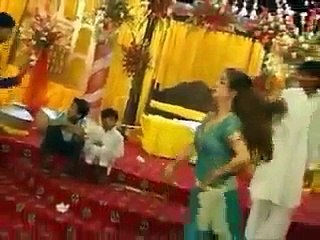 Indian Mehndi Dance - Shishi Bhari Gulab Ki