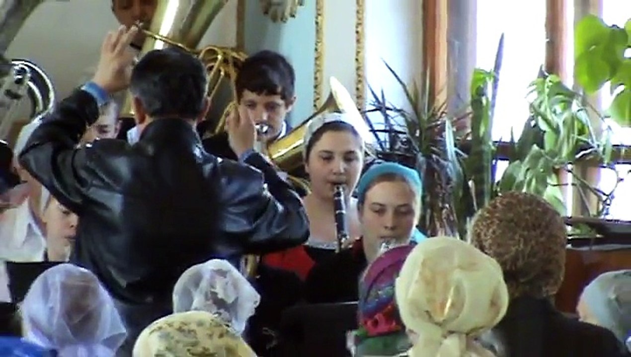 2011.01.05 Молодь Нова Каховка Поїздка в Сімферополь Частина 1