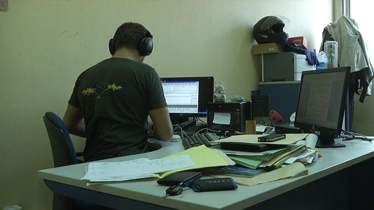 Ecoutes téléphoniques, balises, caméras: les nouveautés de la loi de renseignement