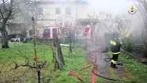 Borgo San Lorenzo (FI) - In via Traversi località Luco incendio di un tetto di un'abitazione (17.03.15)