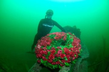 Şahika Ercümen'den Çanakkale Şehitleri İçin 'Saygı Dalışı'