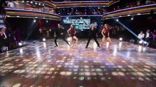Brittany Cherry, Sasha Farber, Jenna Johnson & Alan Bersten - Cha Cha