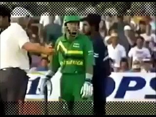 Funny Dismissels in Cricket History - CricHeaven.com