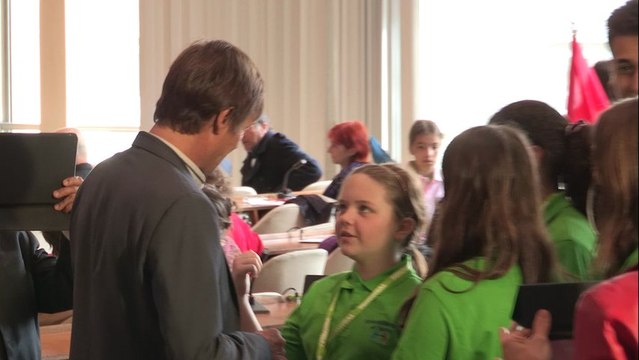 Joyeux anniversaire de la part de Nicolas Hulot