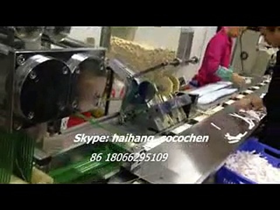 压花纸筷子包装 tissue and chopsticks automatic packaging machine