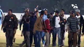 Younas Khan Engry New Tezabi Cricket