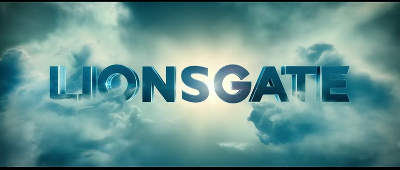 Nightlight (2015) Trailer - Trailer Addict