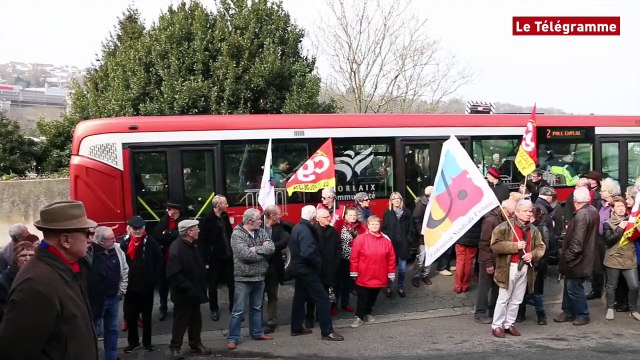Morlaix. Une centaine de personnes mobilisée pour les retraites