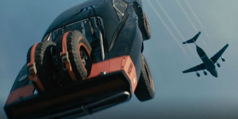 FAST & FURIOUS 7 - Extrait 1 "Plane Drop" [VOST|HD] (Sortie: 1 avril 2015)