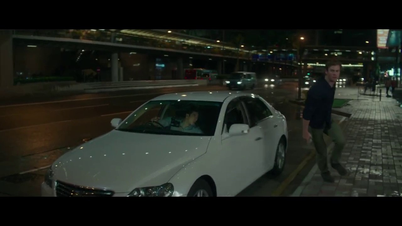 HACKER (Blackhat) - Extrait 2 "Je suis un Fugitif" [VF|HD] (Michael Mann, Chris Hemsworth) (18 mars 2015)