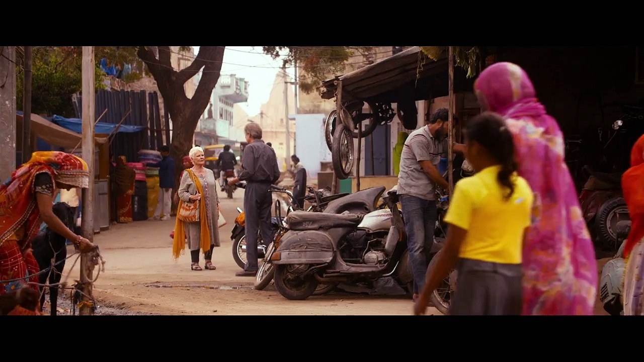 Indian Palace Suite royale - Extrait "L'invitation" [VF|HD] (Judi Dench, Maggie Smith, Richard Gere et Bill Nighy) (Sortie: 1 avril 2015)
